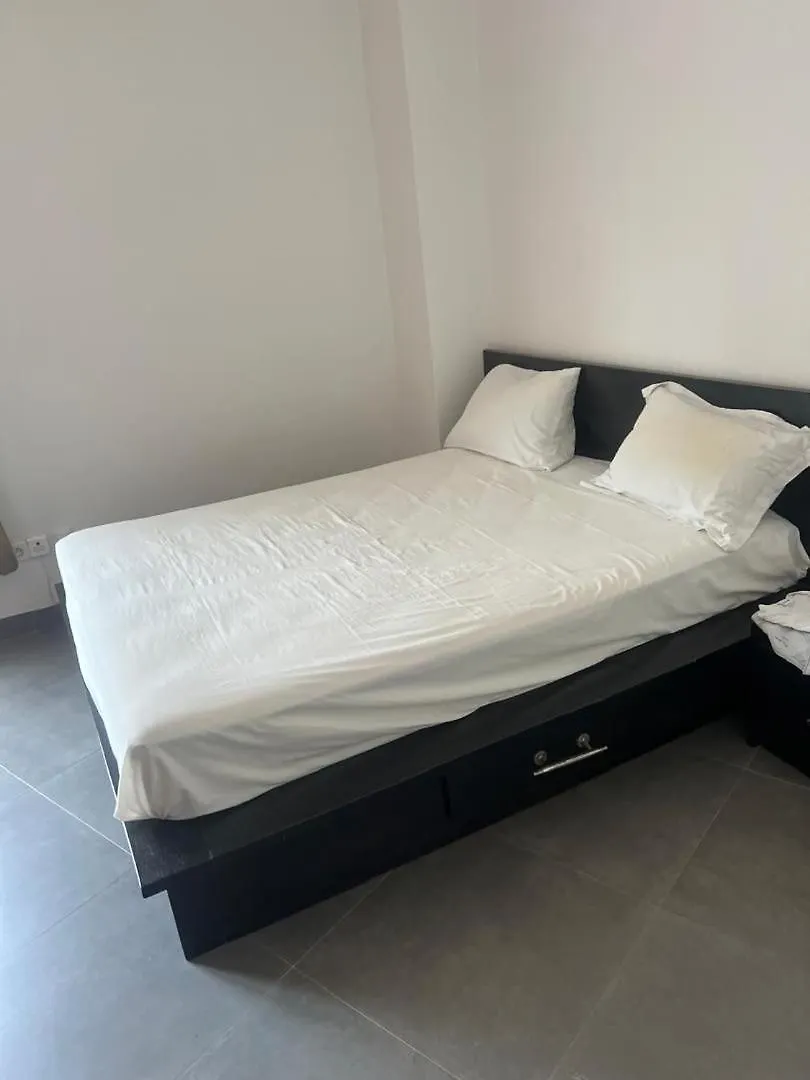 Appartement F4 Luxe - 3 Chambres Avec Jardin - Almadies Dakar