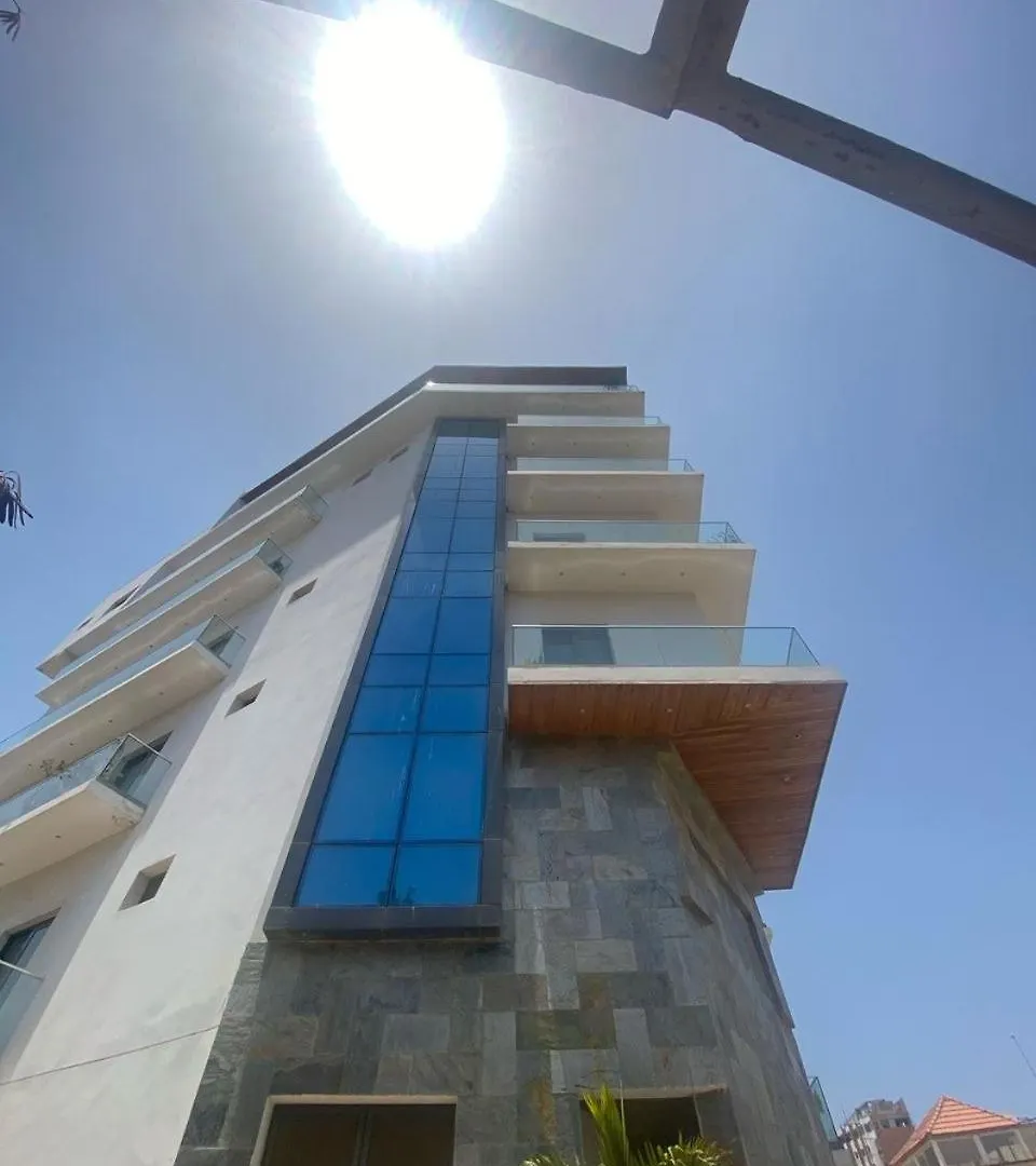 Appartement F4 Luxe - 3 Chambres Avec Jardin - Almadies Dakar Senegal