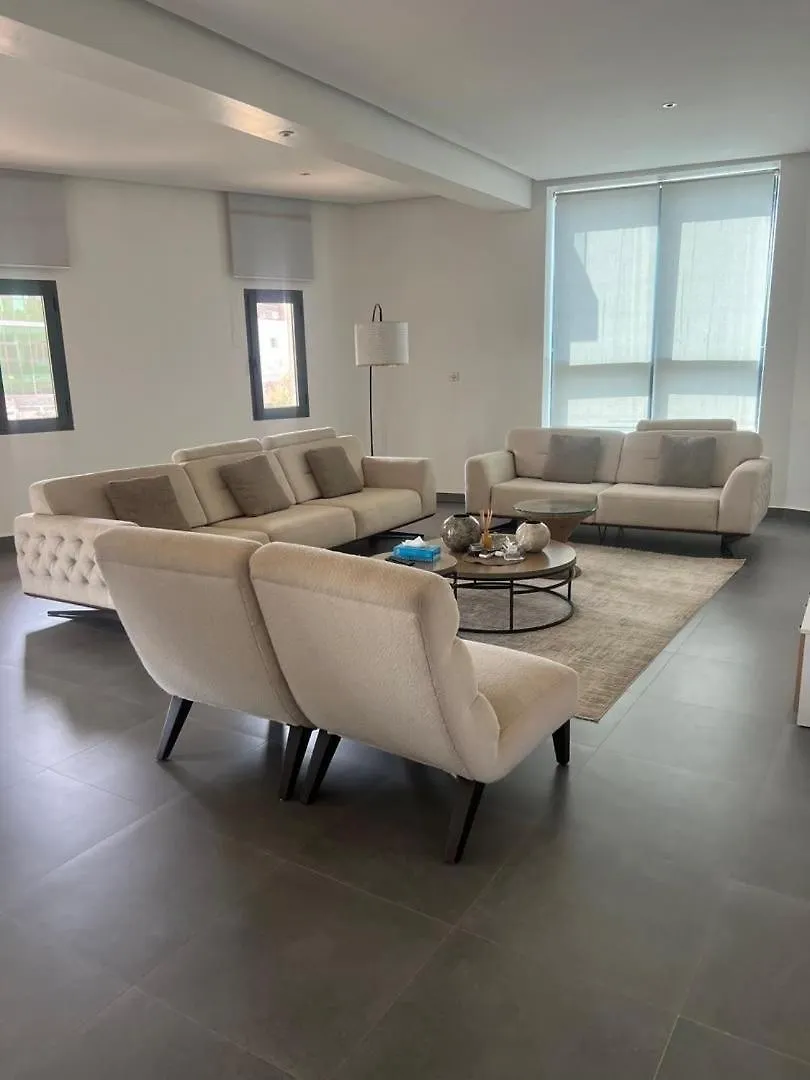 Apartment Appartement F4 Luxe - 3 Chambres Avec Jardin - Almadies Dakar